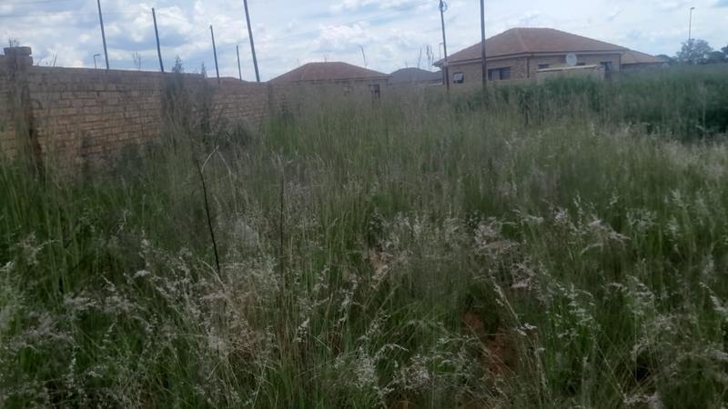 0 Bedroom Property for Sale in Mohlakeng Gauteng
