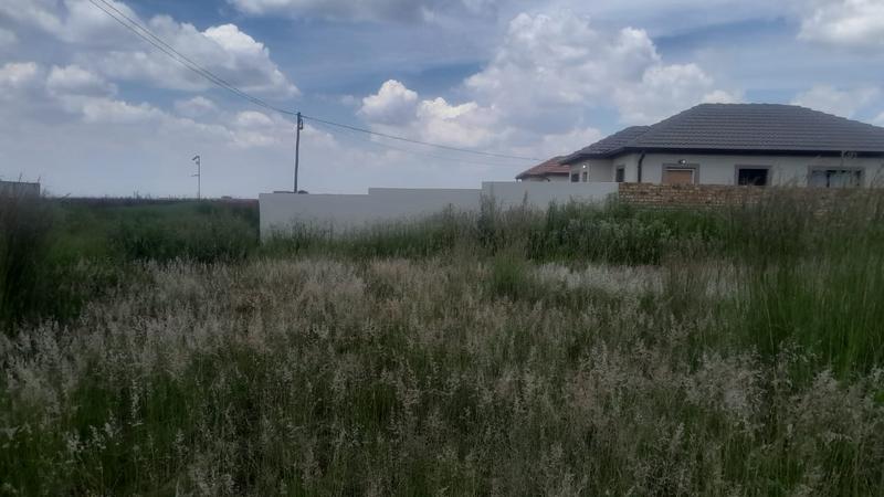 0 Bedroom Property for Sale in Mohlakeng Gauteng