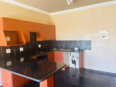 2 Bedroom Property for Sale in Erand Gardens Gauteng