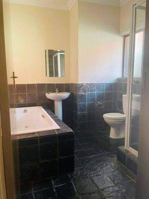 2 Bedroom Property for Sale in Erand Gardens Gauteng