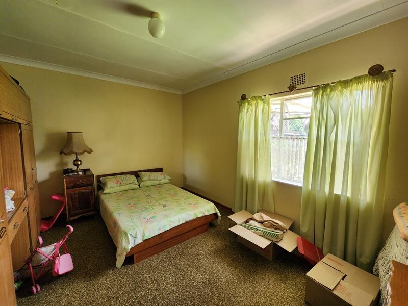 6 Bedroom Property for Sale in Tileba Gauteng