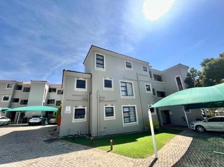 1 Bedroom Property for Sale in North Riding Gauteng