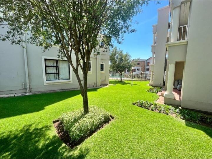 1 Bedroom Property for Sale in North Riding Gauteng