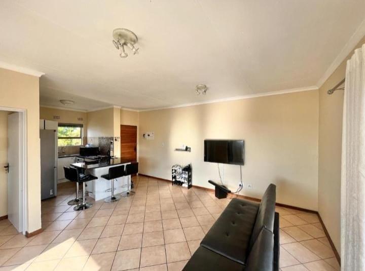1 Bedroom Property for Sale in North Riding Gauteng
