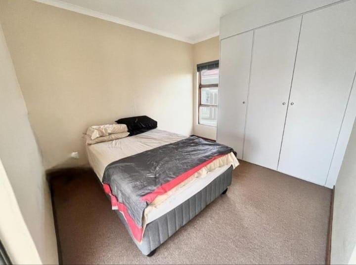 1 Bedroom Property for Sale in North Riding Gauteng