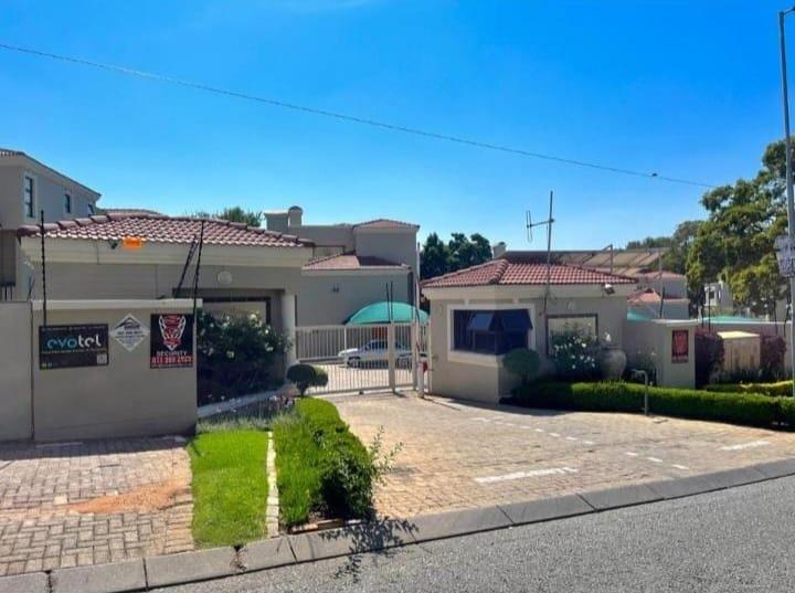 1 Bedroom Property for Sale in North Riding Gauteng