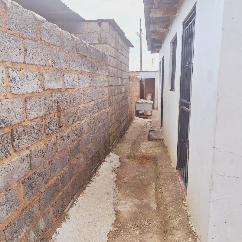 4 Bedroom Property for Sale in Phomolong Gauteng