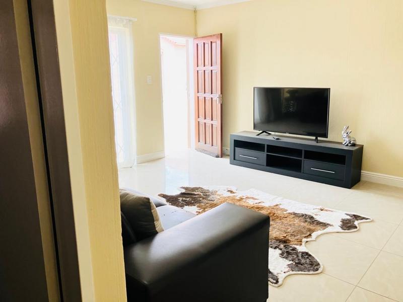 To Let 2 Bedroom Property for Rent in Vorna Valley Gauteng