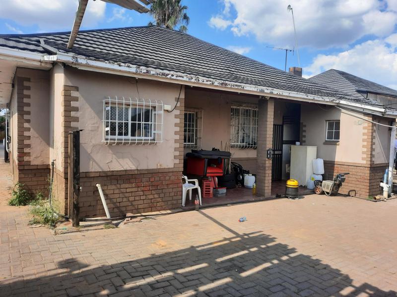 To Let 6 Bedroom Property for Rent in Vereeniging Gauteng