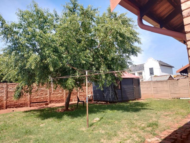 To Let 2 Bedroom Property for Rent in Chantelle Ext 6 Gauteng