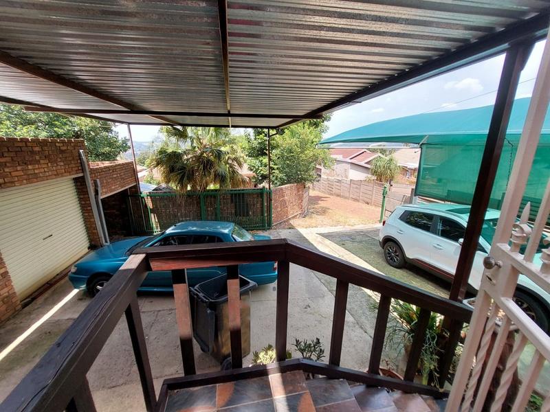 2 Bedroom Property for Sale in Mountain View Gauteng
