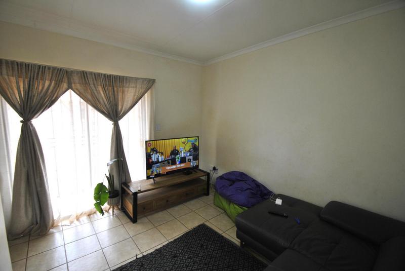 3 Bedroom Property for Sale in Dawn Park Gauteng