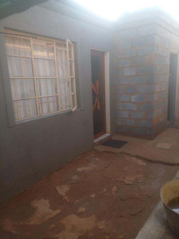 2 Bedroom Property for Sale in Daveyton Gauteng