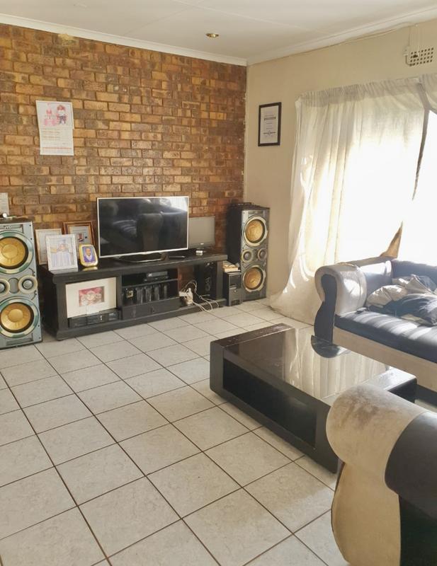 4 Bedroom Property for Sale in Malvern East Gauteng