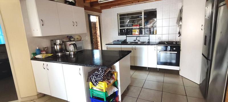 To Let 3 Bedroom Property for Rent in Allens Nek Gauteng