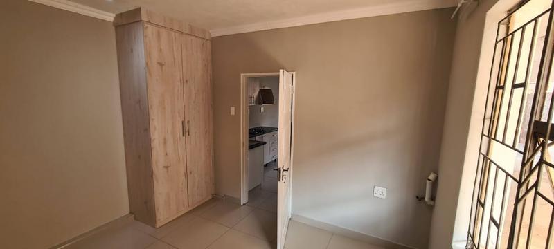 11 Bedroom Property for Sale in Clayville Gauteng