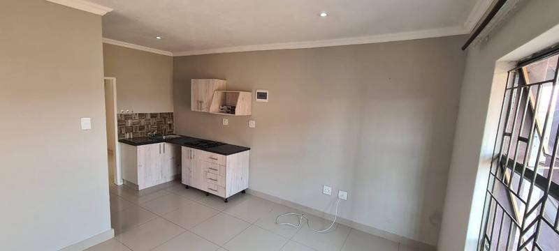 11 Bedroom Property for Sale in Clayville Gauteng