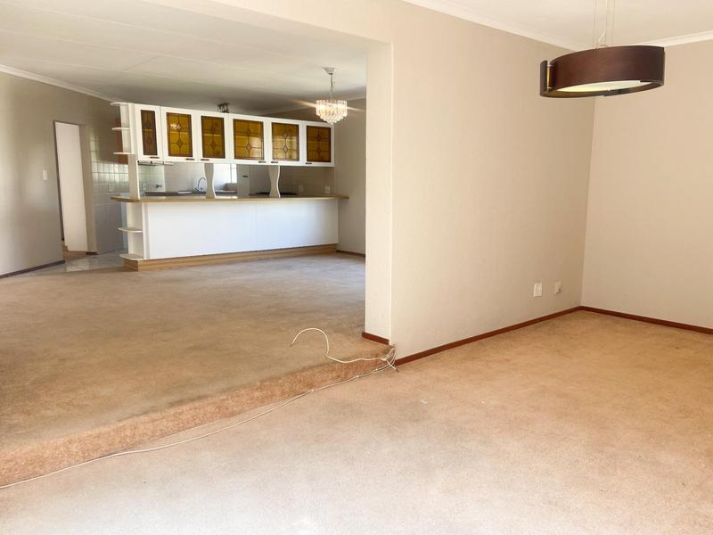 3 Bedroom Property for Sale in Helderkruin Gauteng