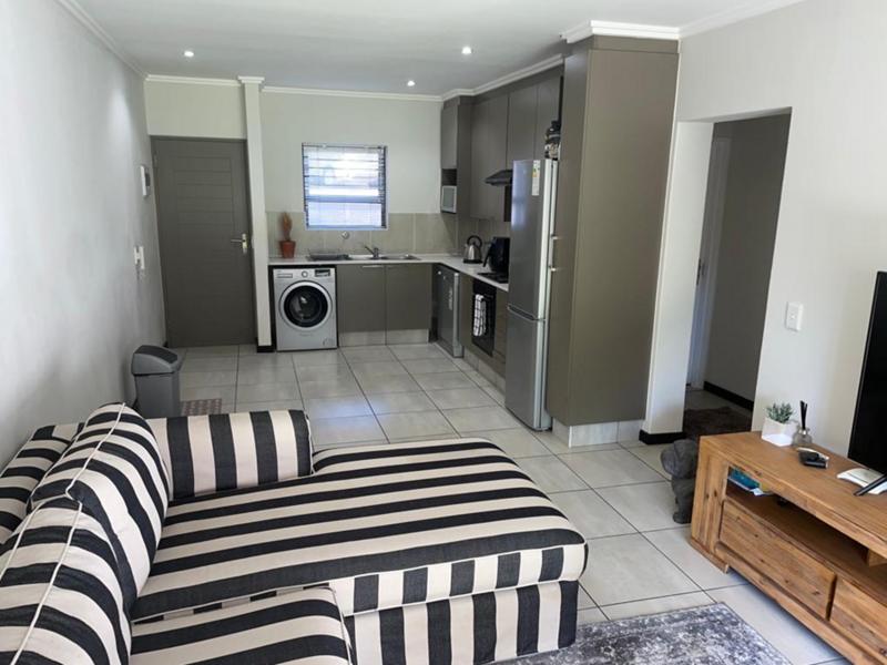 2 Bedroom Property for Sale in Lonehill Gauteng