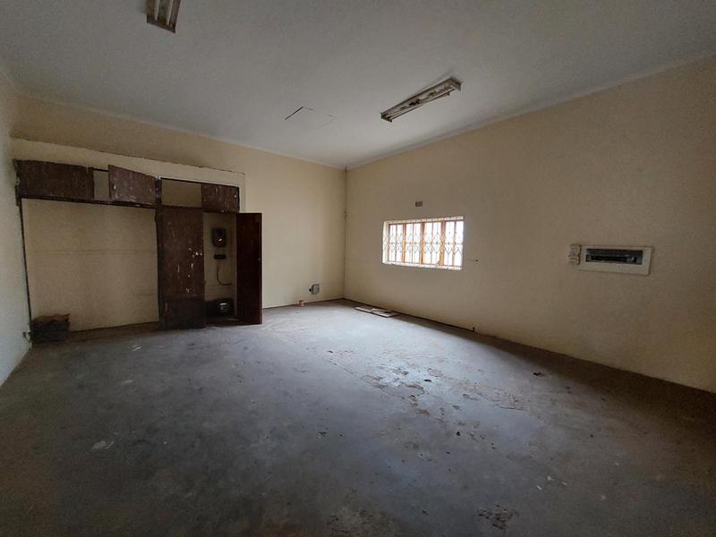 4 Bedroom Property for Sale in Laudium Gauteng