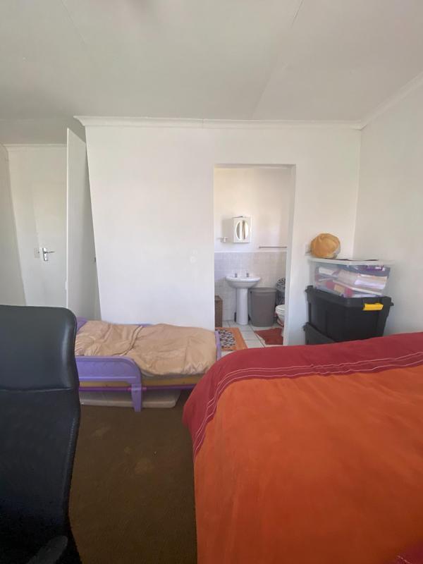 2 Bedroom Property for Sale in Noordwyk Gauteng