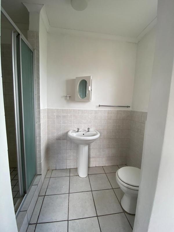 2 Bedroom Property for Sale in Noordwyk Gauteng