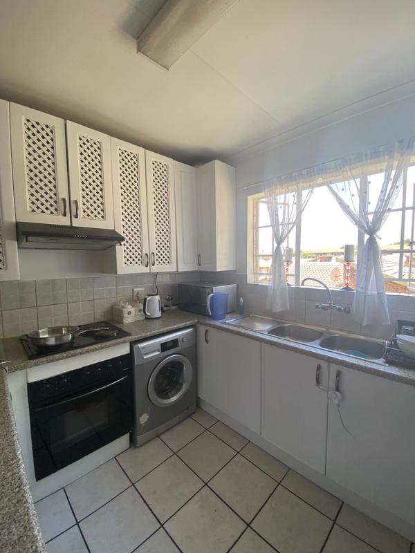 2 Bedroom Property for Sale in Noordwyk Gauteng