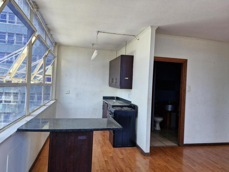 1 Bedroom Property for Sale in Johannesburg Central Gauteng