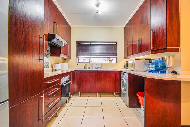 2 Bedroom Property for Sale in Bedfordview Gauteng