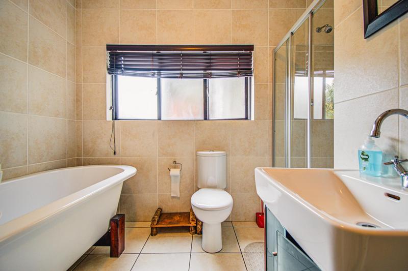 2 Bedroom Property for Sale in Bedfordview Gauteng