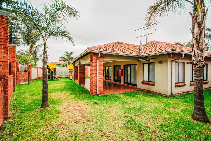 2 Bedroom Property for Sale in Bedfordview Gauteng