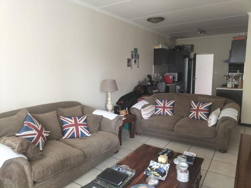 2 Bedroom Property for Sale in Greenstone Hill Gauteng