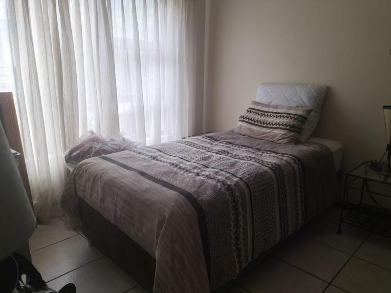 2 Bedroom Property for Sale in Greenstone Hill Gauteng