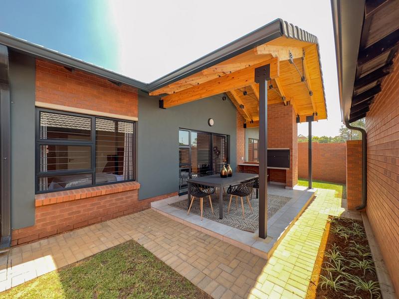To Let 3 Bedroom Property for Rent in Olympus Gauteng