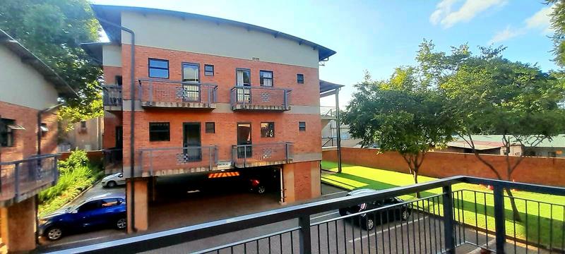 8 Bedroom Property for Sale in Hatfield Gauteng