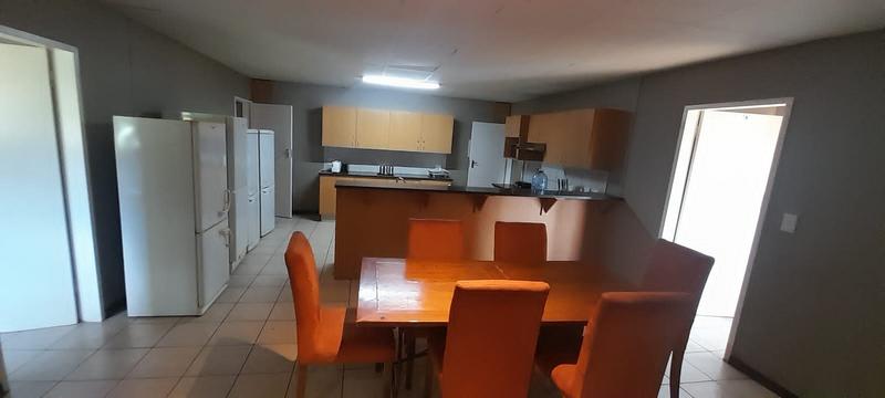 8 Bedroom Property for Sale in Hatfield Gauteng