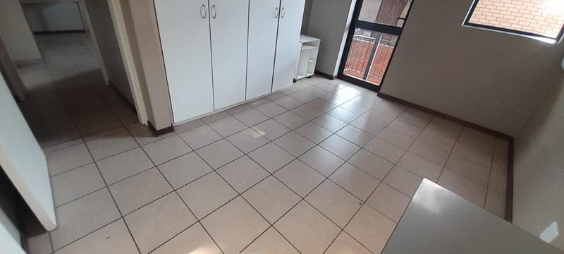 8 Bedroom Property for Sale in Hatfield Gauteng