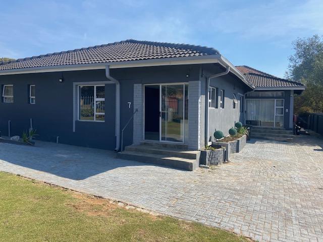 To Let 1 Bedroom Property for Rent in Wentworth Park Gauteng