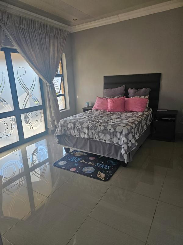 4 Bedroom Property for Sale in Amandasig Gauteng