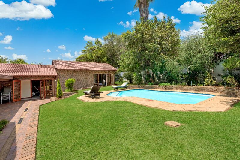 4 Bedroom Property for Sale in Fourways Gardens Gauteng