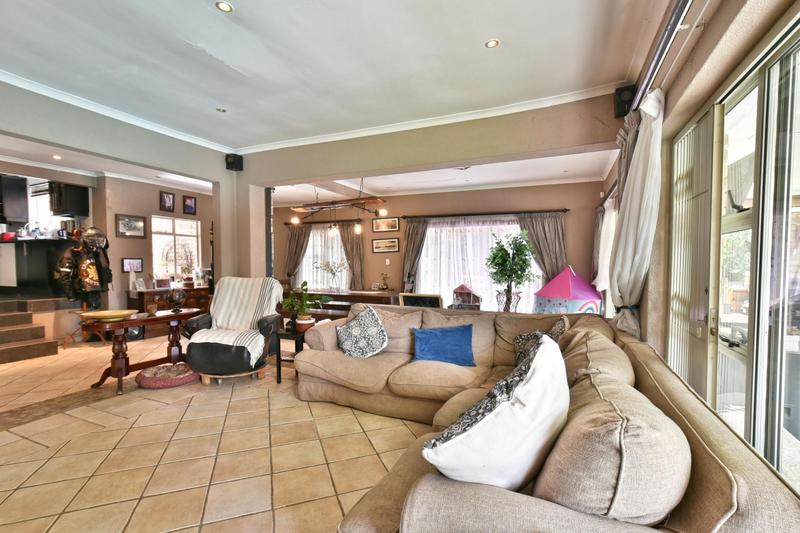 3 Bedroom Property for Sale in Glenvista Gauteng