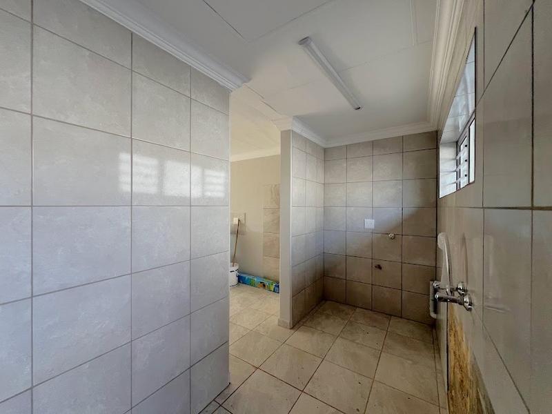 To Let 3 Bedroom Property for Rent in Zwavelpoort Gauteng