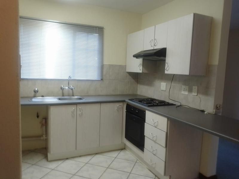 To Let 2 Bedroom Property for Rent in Kleinfontein Gauteng