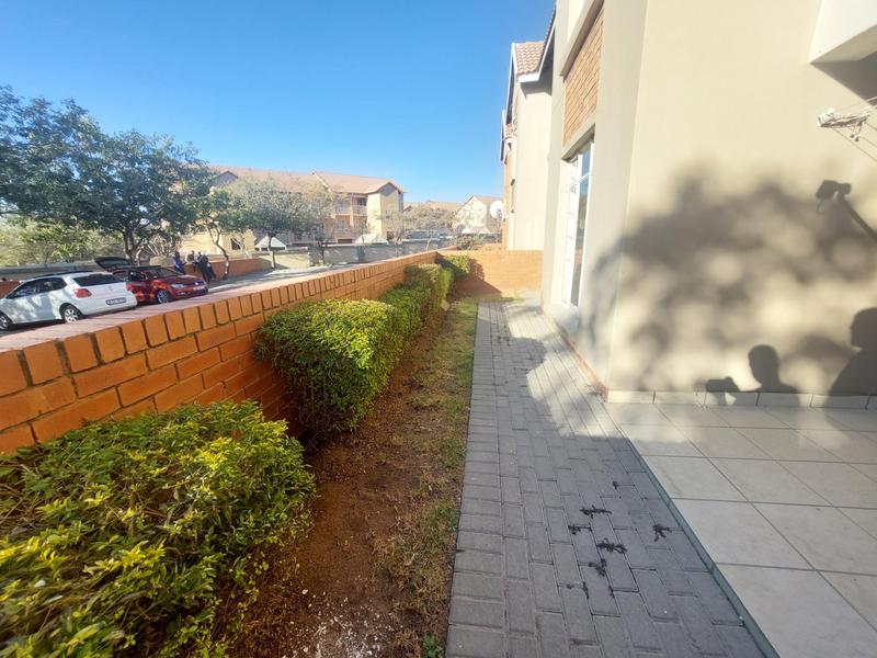 2 Bedroom Property for Sale in Summerfields Estate Gauteng