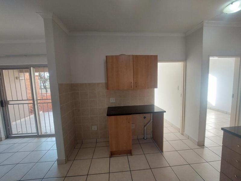 2 Bedroom Property for Sale in Summerfields Estate Gauteng