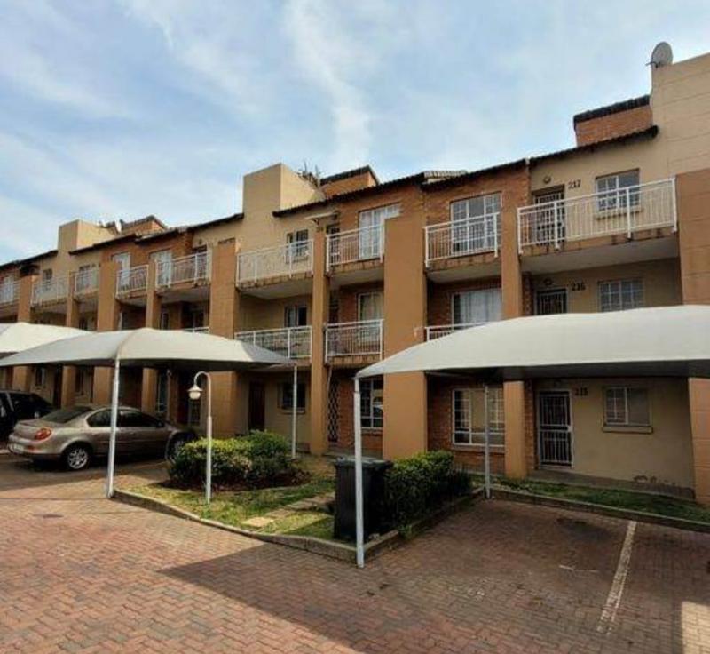 2 Bedroom Property for Sale in Noordwyk Gauteng