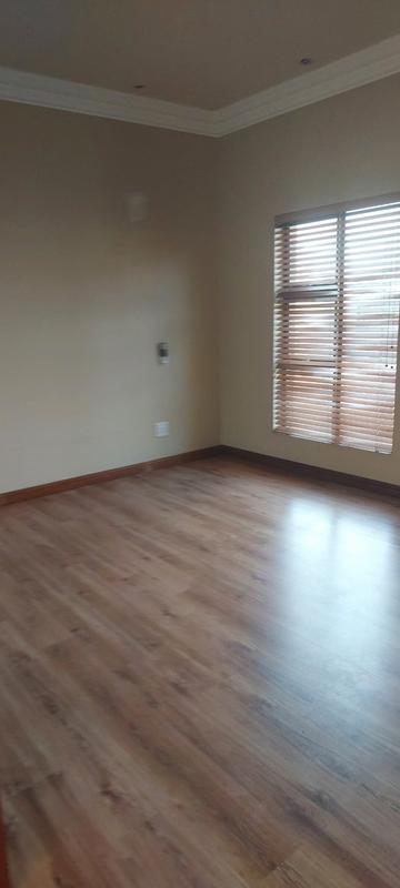 3 Bedroom Property for Sale in Sonneveld Gauteng