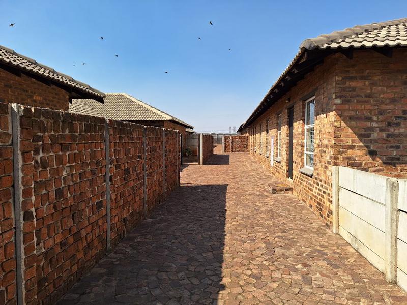 To Let 3 Bedroom Property for Rent in Welgedacht Gauteng