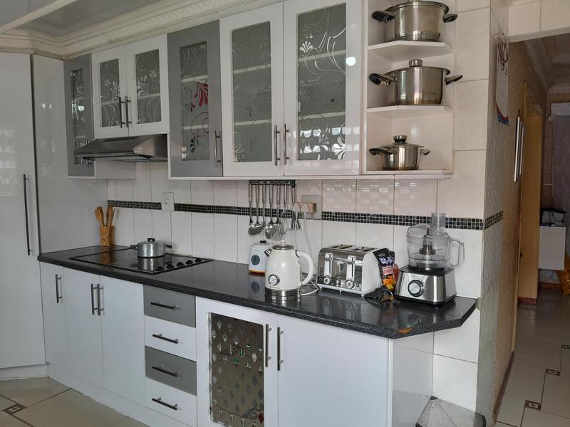 3 Bedroom Property for Sale in Protea Glen Gauteng