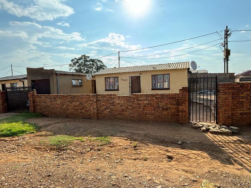 2 Bedroom Property for Sale in Palm Springs Gauteng